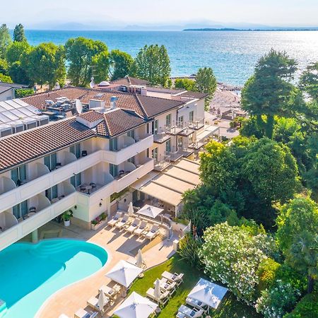 Villa Rosa Hotel Desenzano Десенцано дел Гарда Екстериор снимка