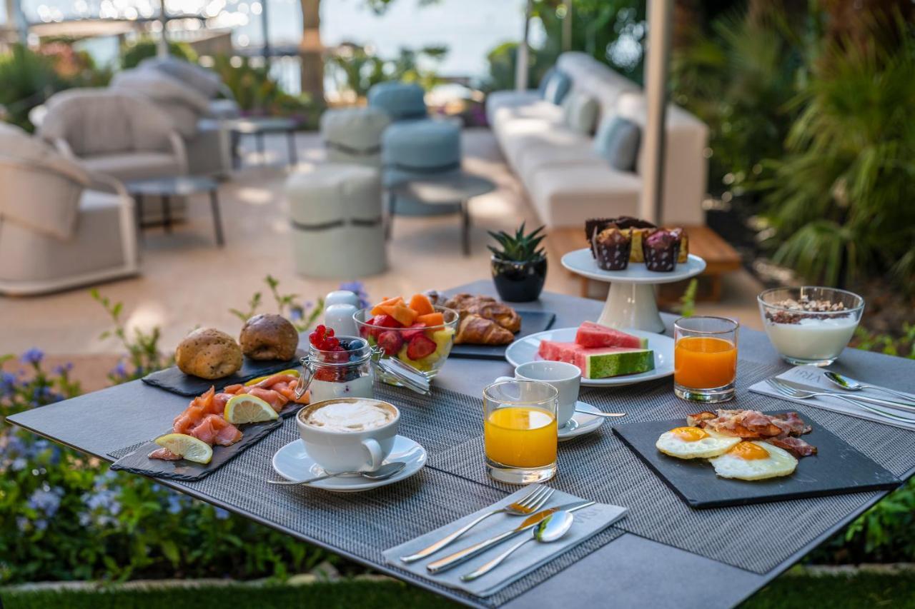 Villa Rosa Hotel Desenzano Десенцано дел Гарда Екстериор снимка