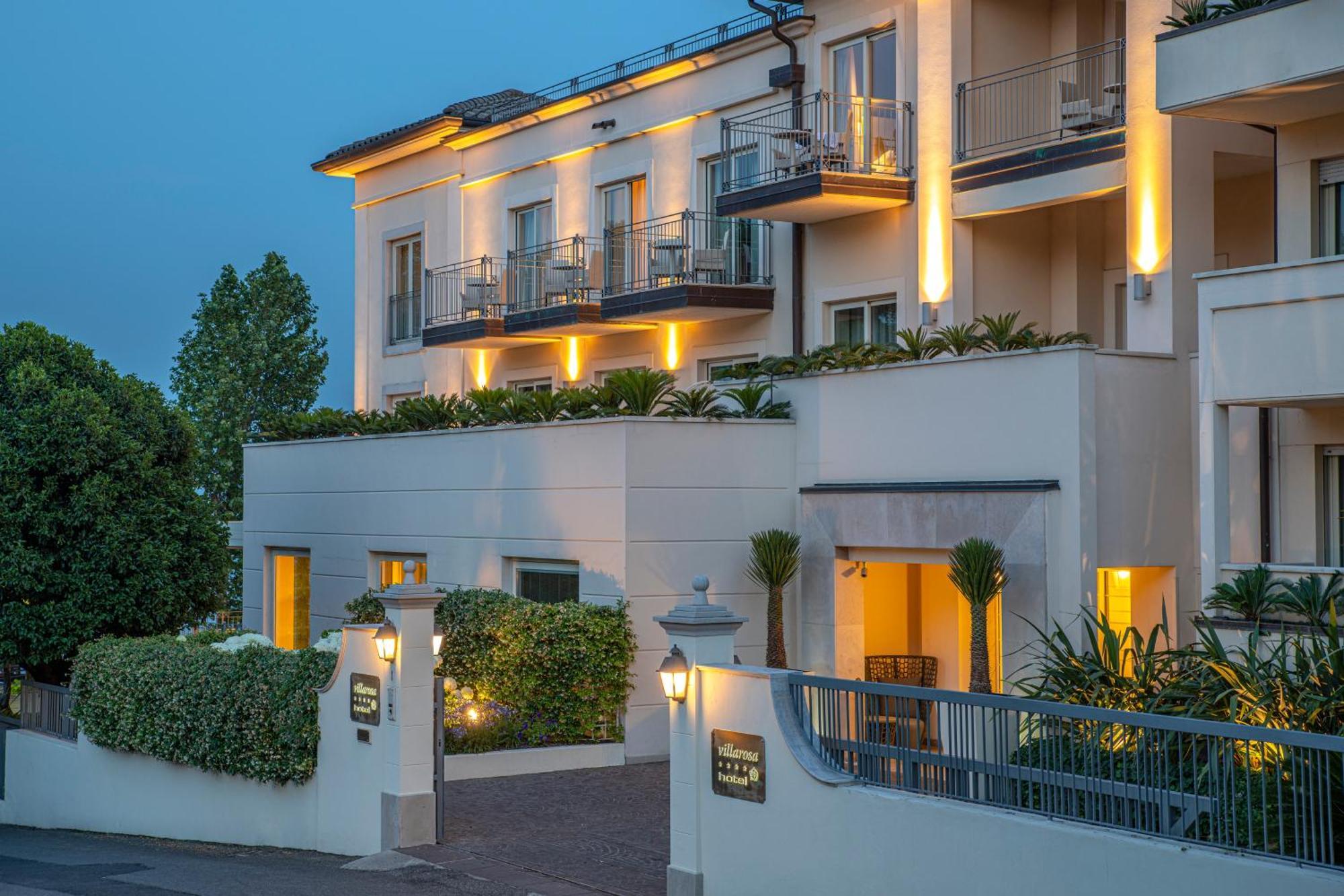 Villa Rosa Hotel Desenzano Десенцано дел Гарда Екстериор снимка
