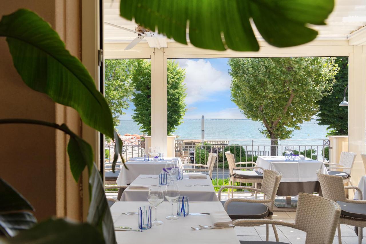 Villa Rosa Hotel Desenzano Десенцано дел Гарда Екстериор снимка